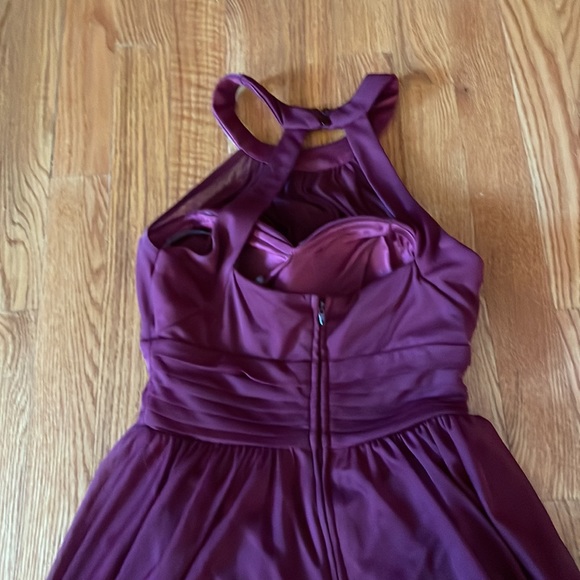 Burgundy Dress Size:1 Pleated Worn 1x Gems along neckline - Picture 6 of 8